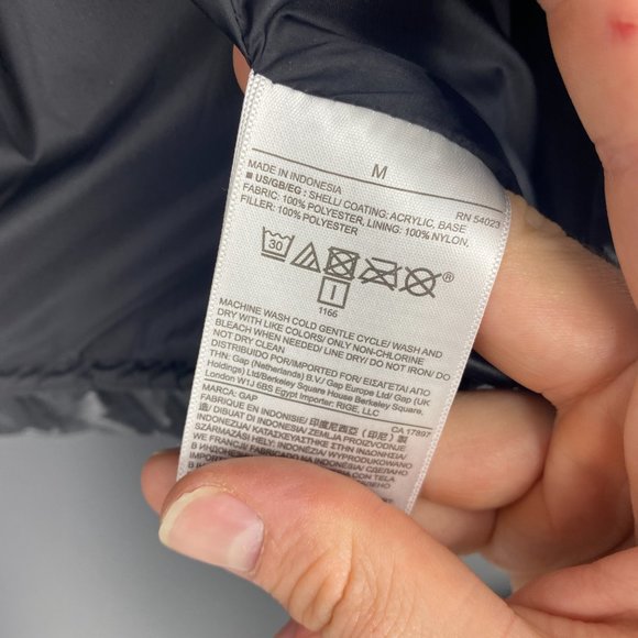 Gap puff vest black - Picture 8 of 9